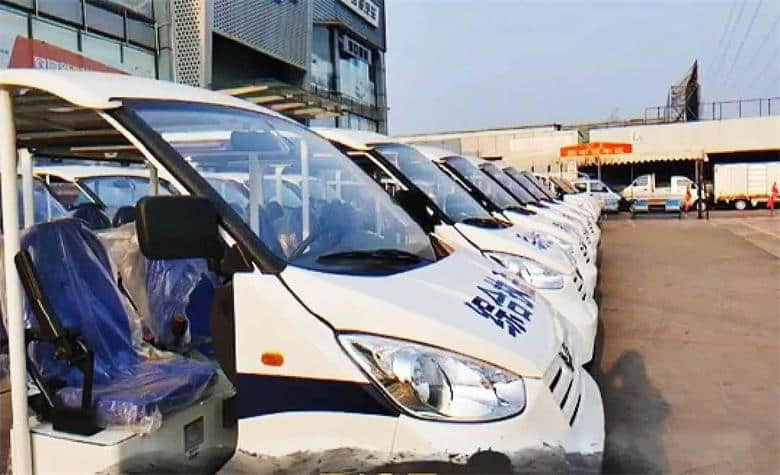 五座电动巡逻车