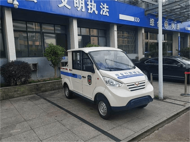 警用电动巡逻车 警用电动巡逻车