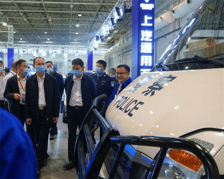 公用专用巡逻车