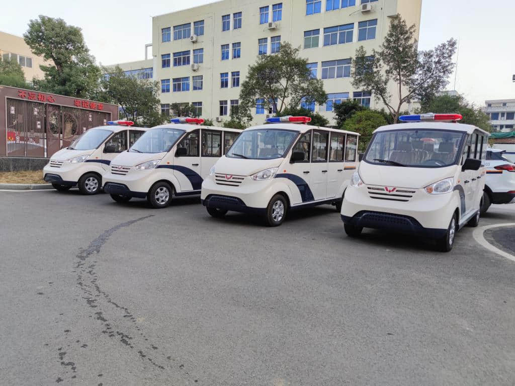 五菱巡逻车 | 军歌嘹亮！咱们用“汽车人”的方式，致敬最可爱的人！