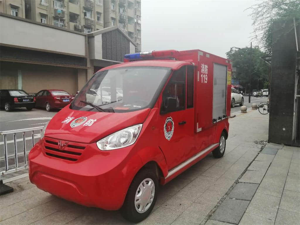 电动消防巡查车城市安全的“守护者”-五菱