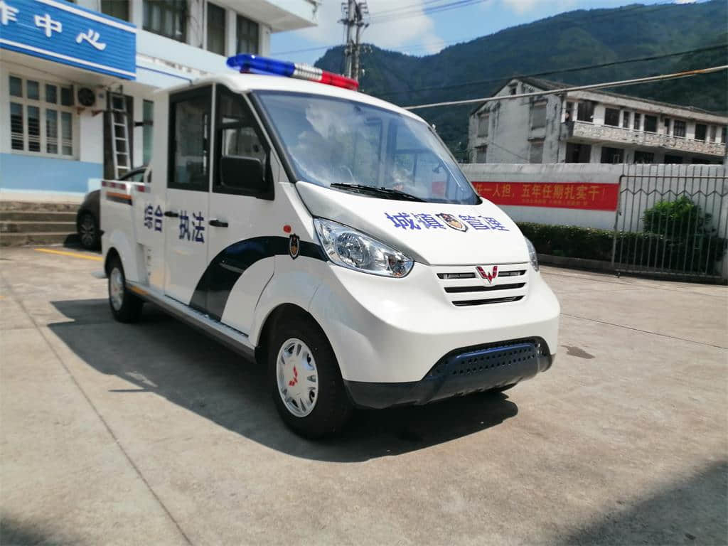 四轮执法巡逻车价格 一文带你看最全的巡逻车分类-五菱