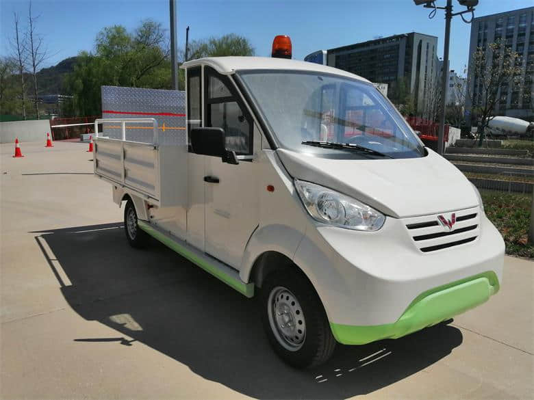 电动环卫车厂家哪家好？教你如何选电动环卫车-五菱