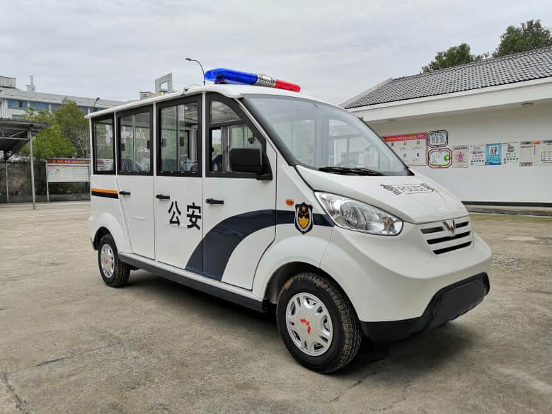 封闭式电动巡逻车品牌 电动巡逻车可以上路吗？-五菱