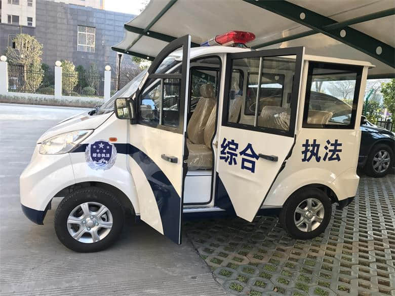 城管电动巡逻车多少钱  性能优越价格合适，为什么不选它呢？-五菱
