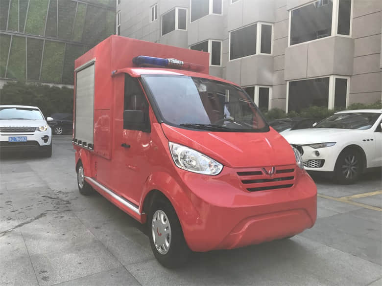 微型电动消防车品牌哪家好-车身小巧很灵活[五菱]