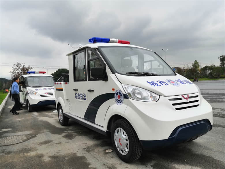 哪种执法巡逻车更好-5D整车焊接工艺[五菱]