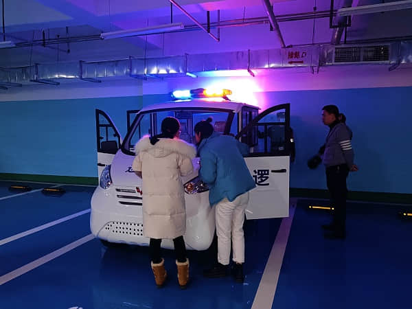 四轮电动车报价