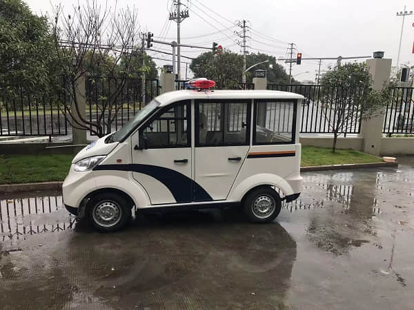 全封闭四轮电动车 全封闭四轮电动车