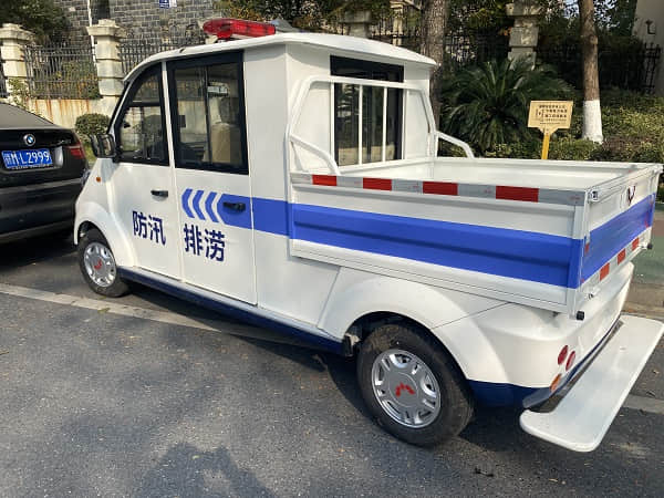 四轮电动车报价多少-街道治安安全线[五菱]