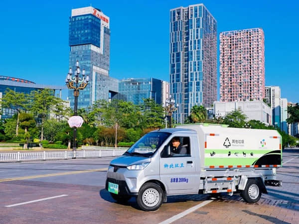 自卸式垃圾车属于特种车吗-景区好环境，旅游形象UP[五菱]