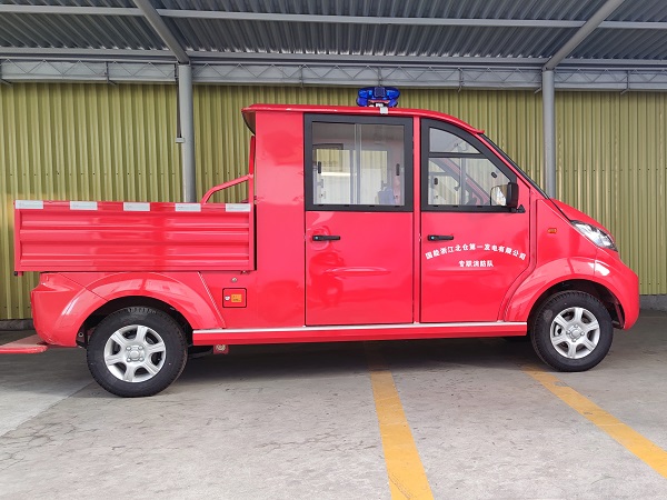 微型消防车厂家电话多少-为119消防日打CALL[五菱]