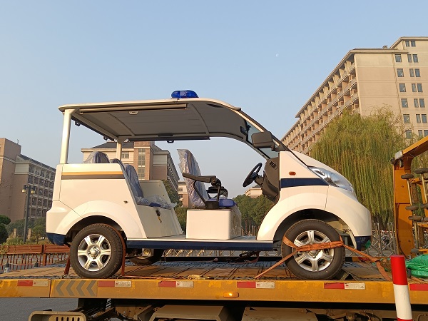 四轮电动车多少钱-低噪音，不打扰顾客[五菱]