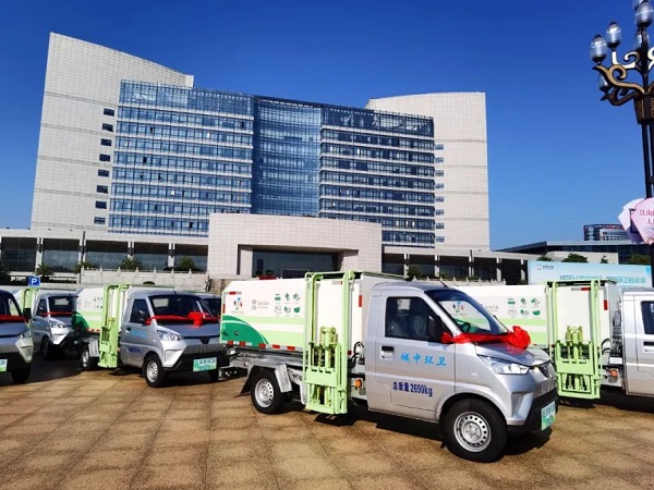 电动环卫车厂家排名-和传统的的区别[五菱]